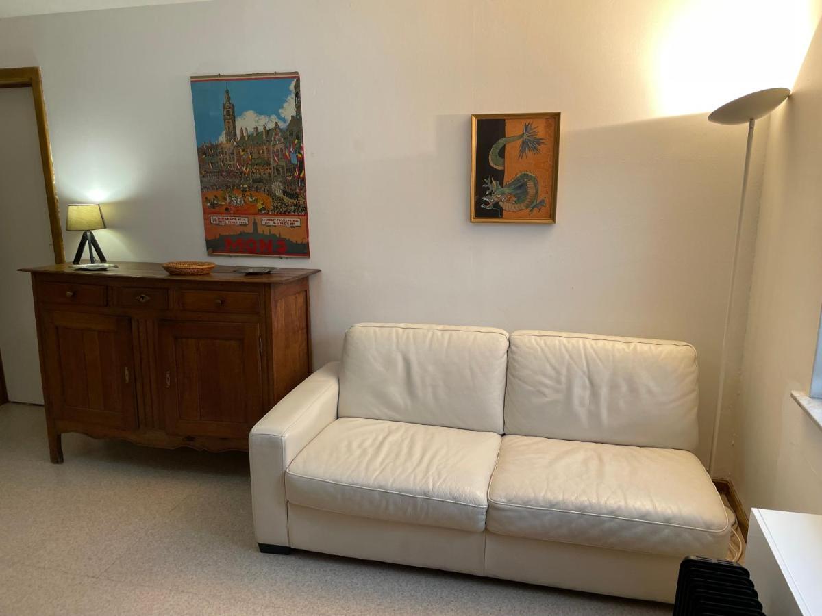 Spacieux Appartement Монс Экстерьер фото